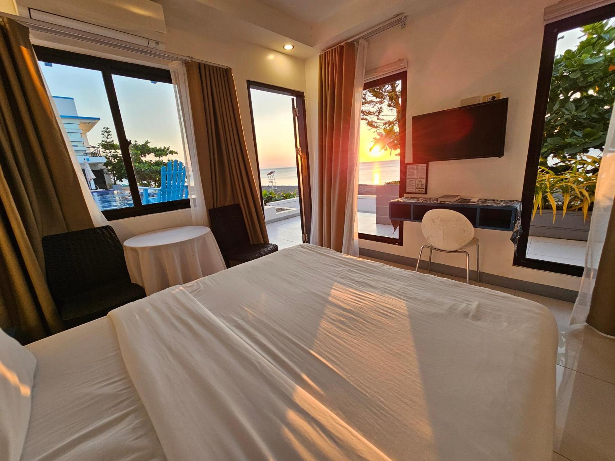Blue Coast Beach Hotel Santa Ana  외부 사진
